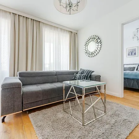 Apart111 Apartamenty - Rodzinny-3