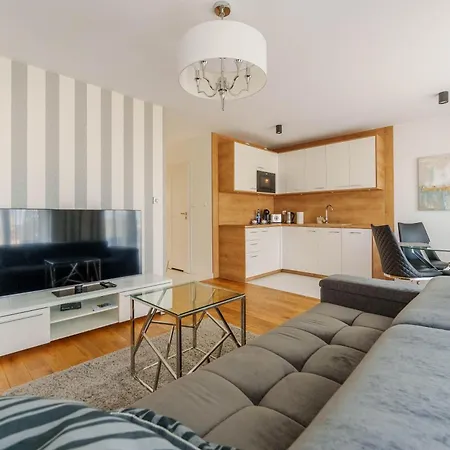 Apart111 Apartament Rodzinny 3 Pokoje - 2 Sypialnie- Sauna, Silownia-3